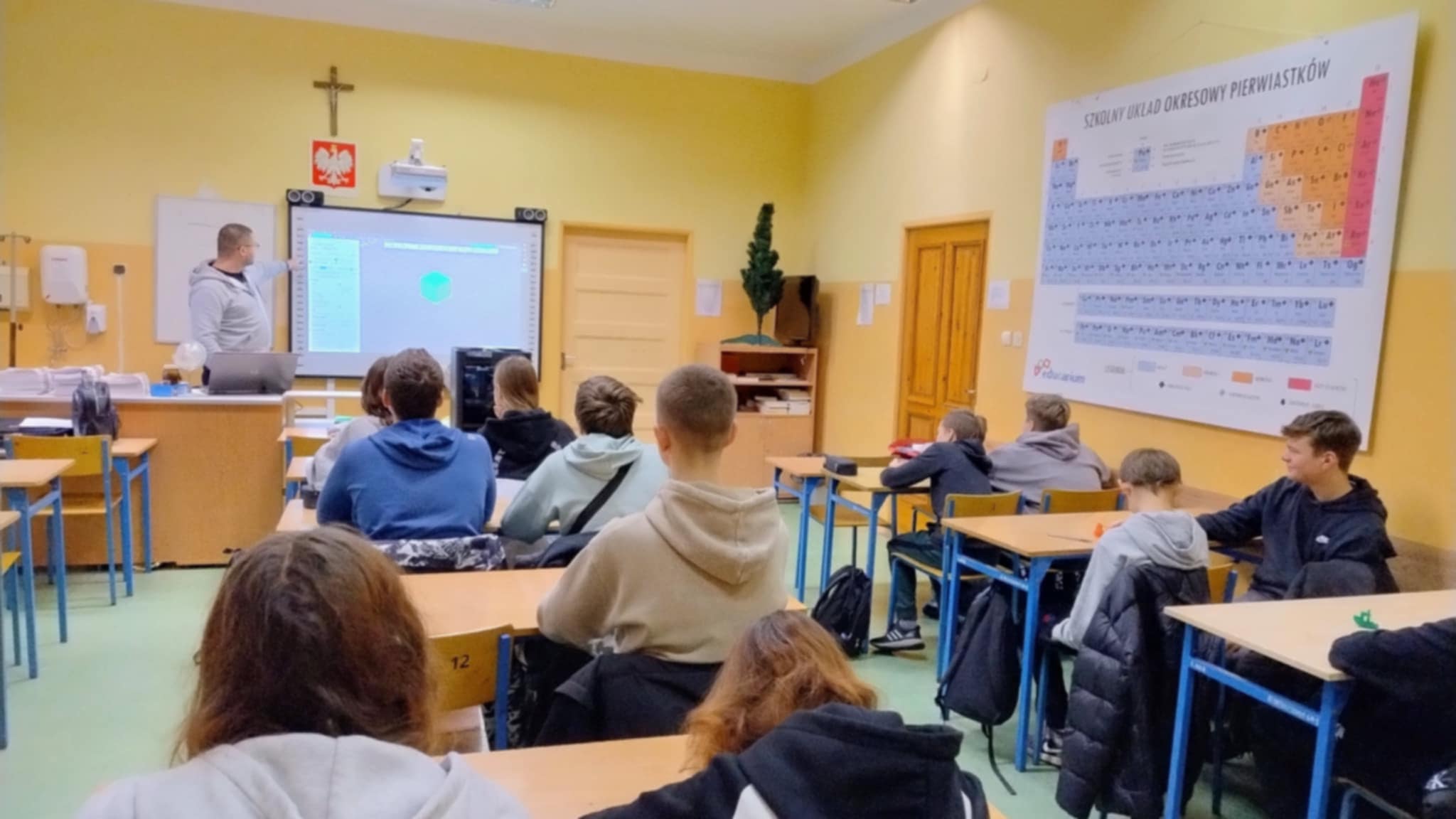 a9e04deb-23b0-402b-a454-0ff743b7d093